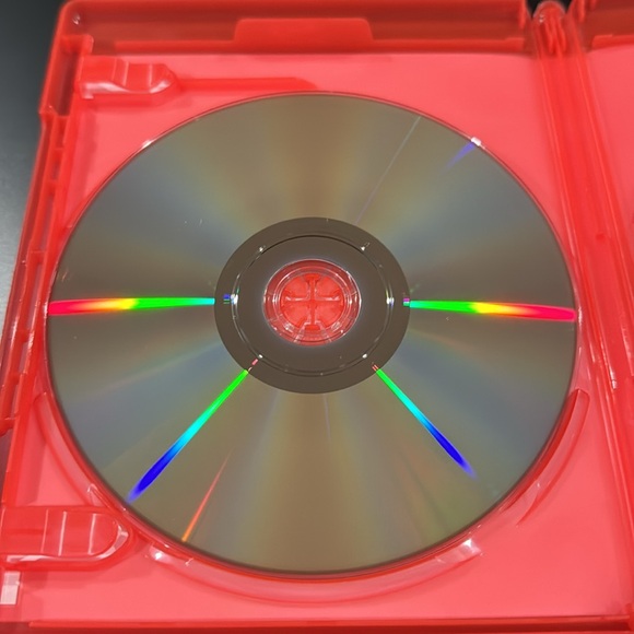 Cruella - Blu-ray & DVD Combo Set - Picture 4 of 5